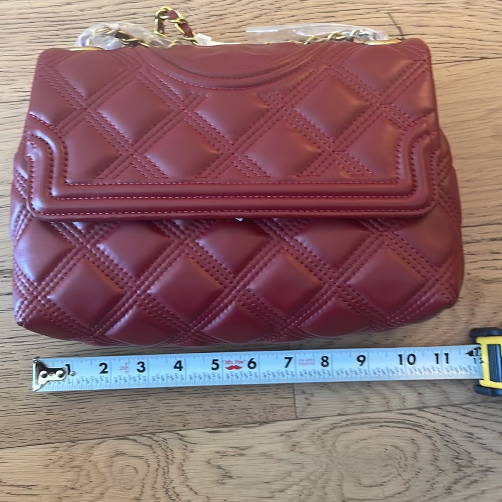 Tory Burch Fleming Soft Leather Shoulder Bag In Burgundy Red NWT - Picture 13 of 14